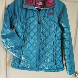 The North Face Women's Emerald green and Pink Medium Weight Jacket